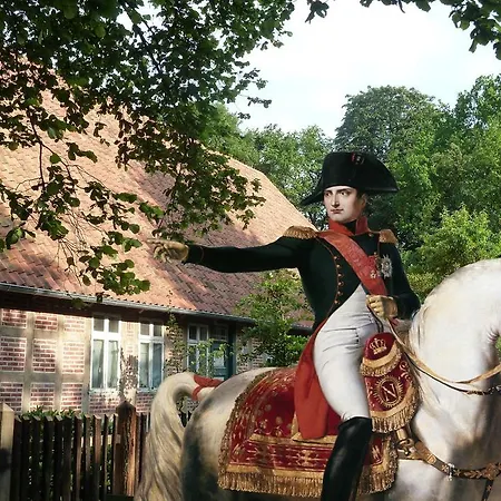 ファームステイ Thoelkes Hus