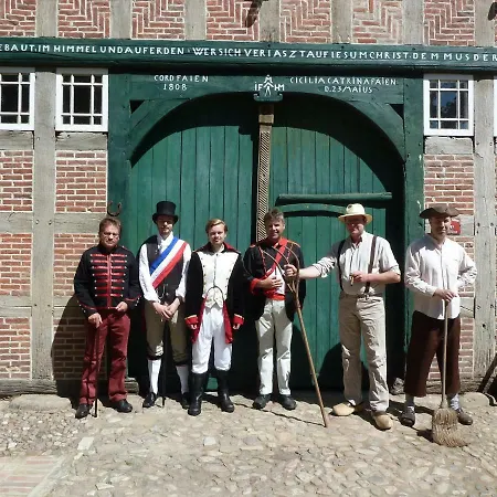 ファームステイ Thoelkes Hus