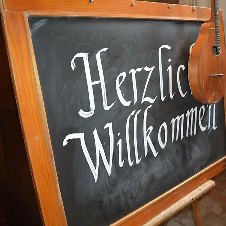 Thoelkes Hus Farm stay Botersen